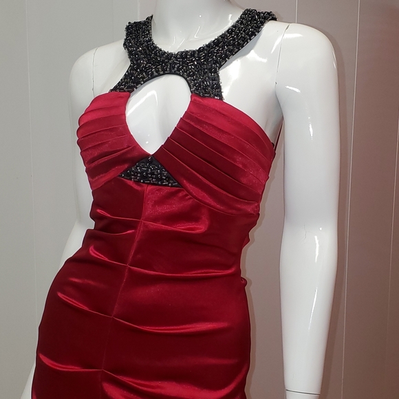 B Darling Red Dress Beaded Halter Cut Out Cleveage Rouged Mini Dress Si… - Picture 6 of 8